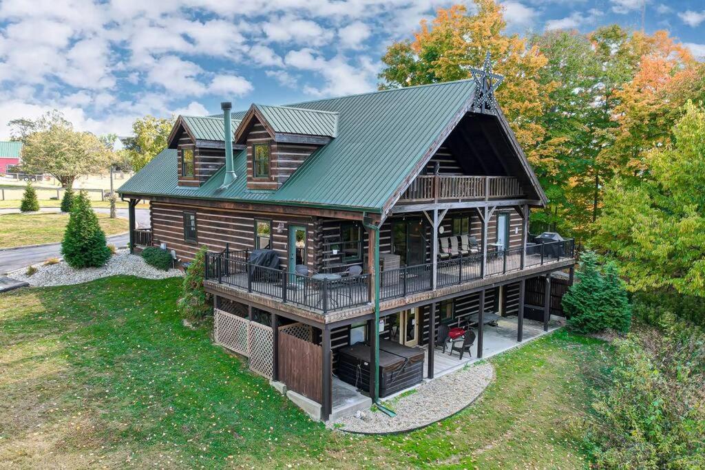 Large Log Cabin Chalet W/ Hot Tub - Horses & Lake! Villa Loveland ภายนอก รูปภาพ